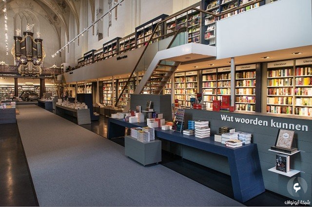تحويل كنيسة قديمة إلى مكتبة رائعة في مدينة زوول الهولندية (18 صورة). Church-Transformed-into-Bookstore-1-640x426