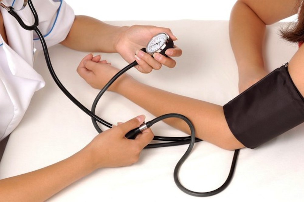 here-is-how-to-lower-your-blood-pressure-in-just-5-minutes-without-any-medication