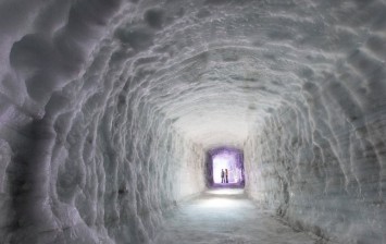 largest man ice cave