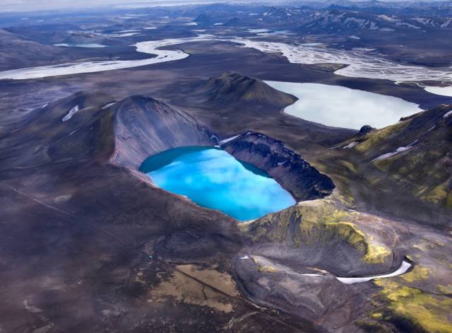 جمال الطبيعة في المرتفعات الأيسلندية
