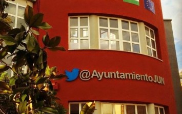 The Spanish Town that Runs on Twitter