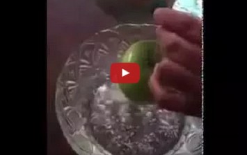 فيديو غسل التفاح