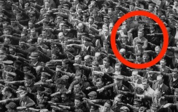 refused to give Hitler the Nazi salute