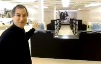 ستيف جوبز يستعرض متجر أبل