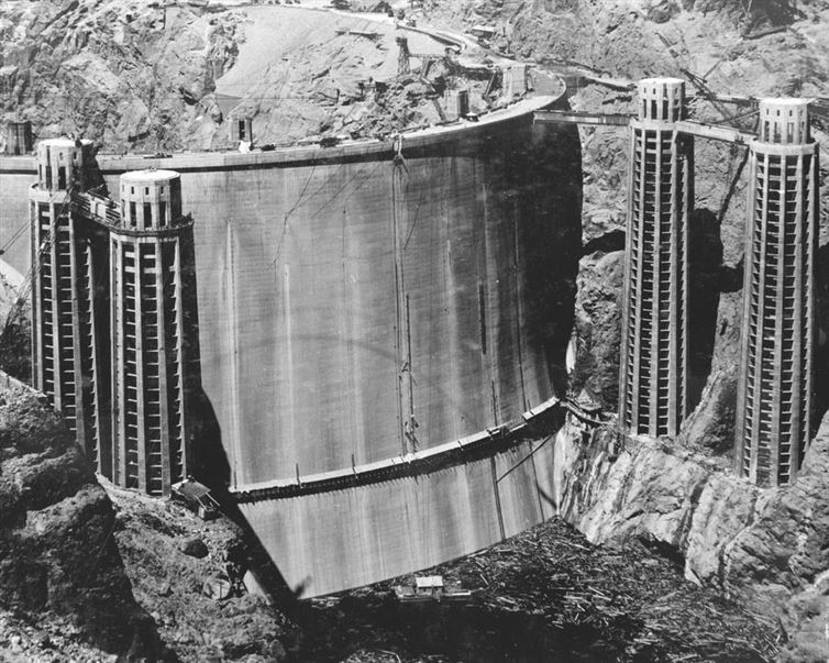 A Waterless Hoover Dam