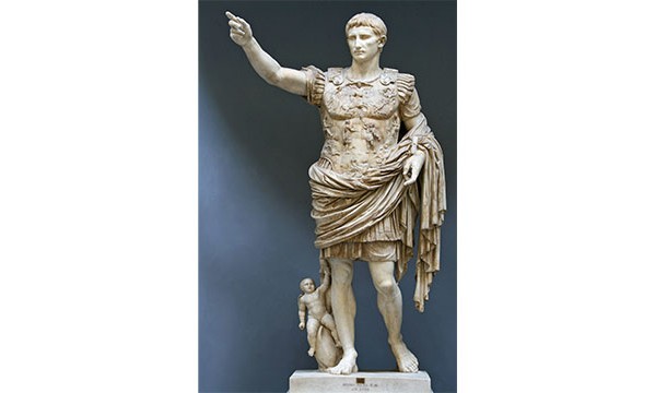 تمثال روماني