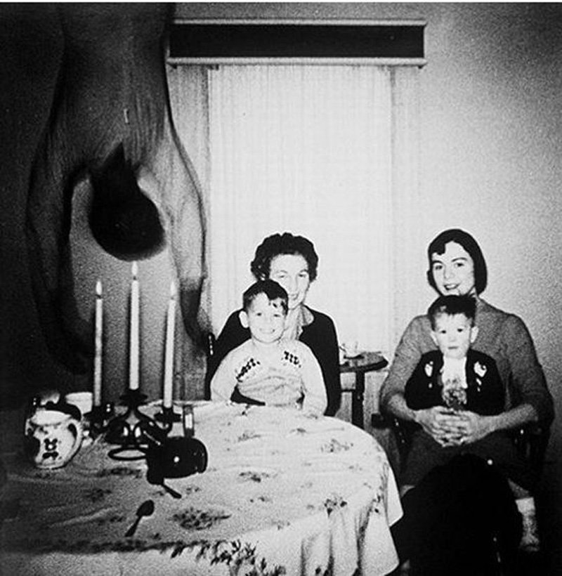 11-of-the-most-mysterious-photographs-ever-captured-11
