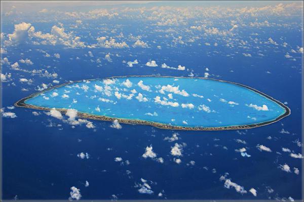 جزيرة رانجيروا بالمحيط الهادئ،