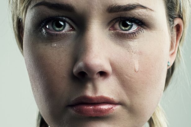 بكاء المرأة