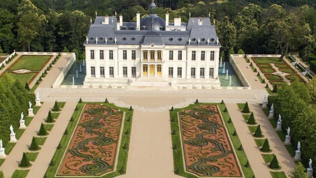 منزل لويس الرابع عشر في باريس