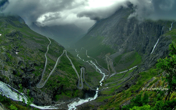 طريق في النرويج