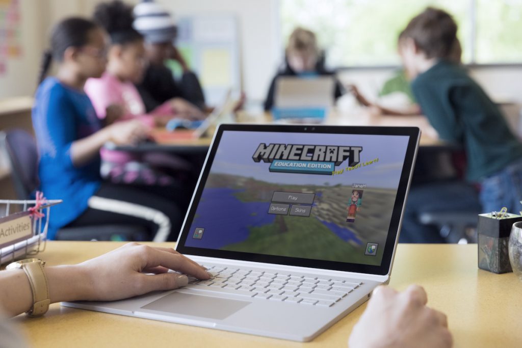 مايكروسوفت تطلق برنامج الإستخدام المبكر من Minecraft Education Edition