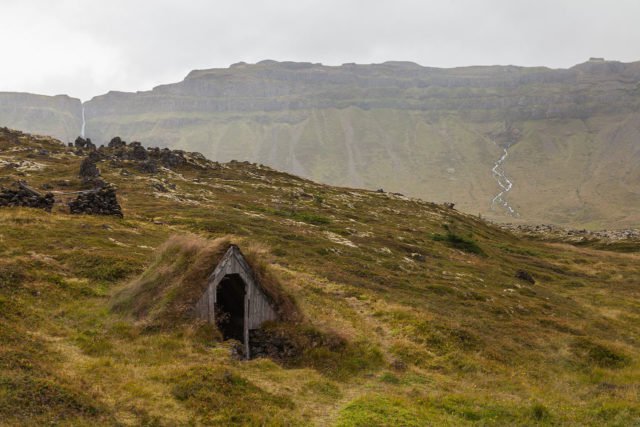 منازل العشب الأيسلندية التقليدية