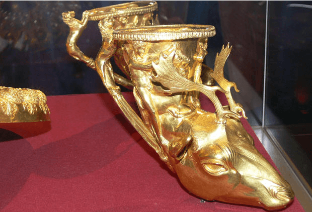 THE PANAGYURISHTE TREASURE