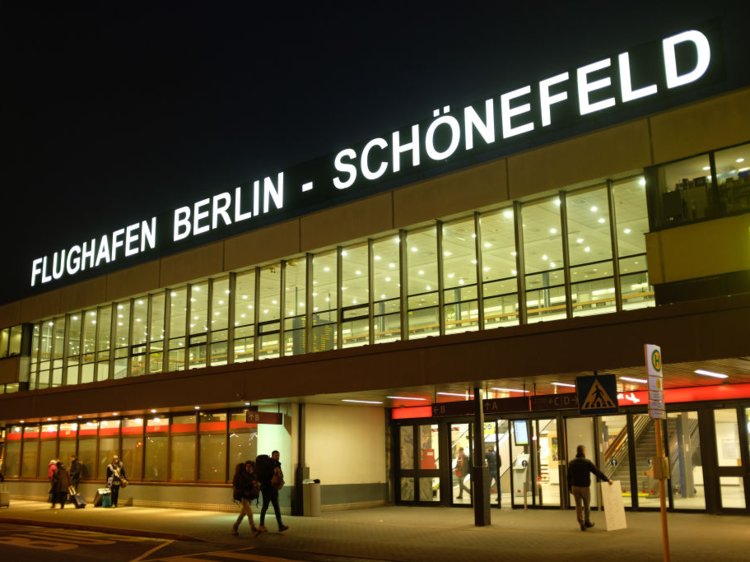 مطار برلين شونيفيلد