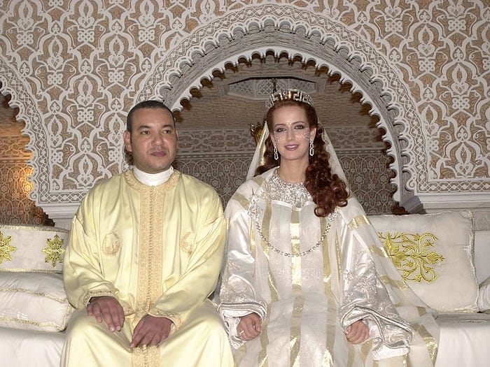 كيف يبدو الزفاف الملكي في مختلف أنحاء العالم الأميرة-للا-سلمى