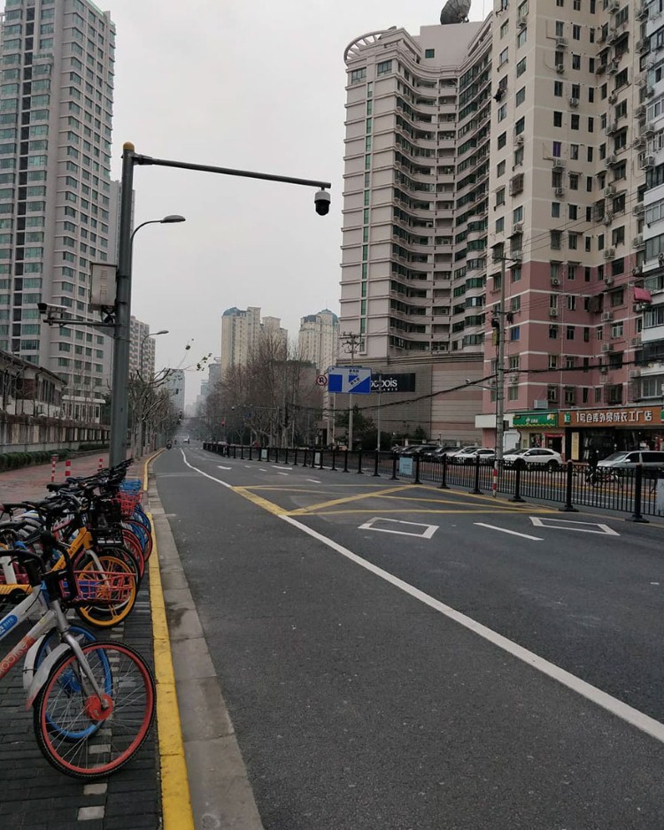 جولة مصورة في مدينة شنغهاي الصينية التي تحولت إلى مدينة أشباح تحت وطأة فيروس كورونا -26