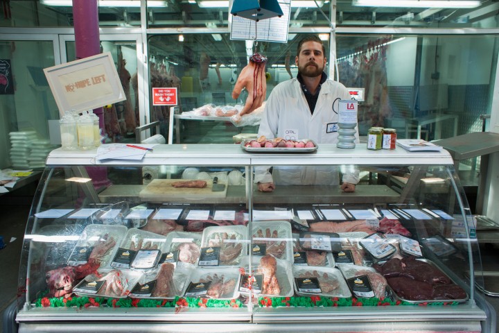 سوق اللحوم البشرية